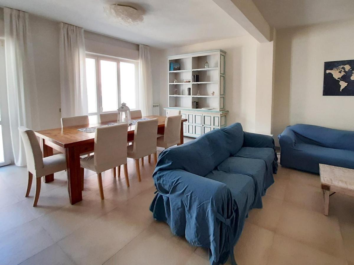 Casa Di Nicola Apartment Viareggio Ngoại thất bức ảnh